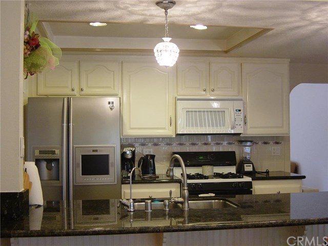 1925 North Cloud Crest Circle, Anaheim, CA 92807