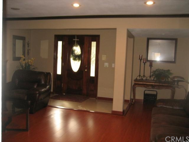 306 North Starling Way, Anaheim Hills, CA 92807