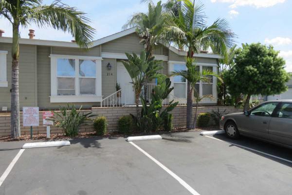 Friendly Village 5815 lapalma #214Anaheim, CA 92807
