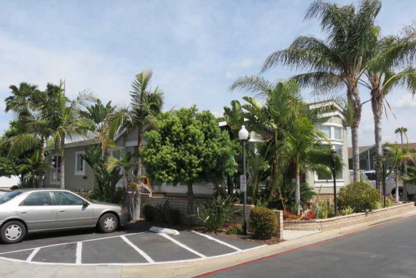 Friendly Village 5815 lapalma #214Anaheim, CA 92807