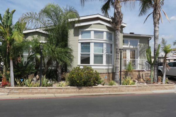 Friendly Village 5815 lapalma #214Anaheim, CA 92807
