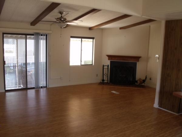 Lake Park Brea691 Forest Lake Dr.Brea, CA 92821