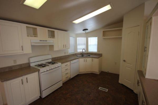Hollydale Mobile Home Estates 5700 Carbon Canyon #57Brea, CA 92821