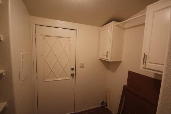Hollydale Mobile Home Estates 5700 Carbon Canyon #57Brea, CA 92821