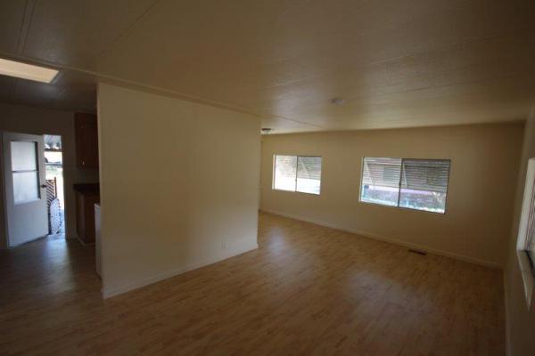 Hollydale Mobile Home Estates 5700 Carbon Canyon #77Brea, CA 92821