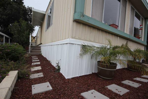 Hollydale Mobile Home Estates 5700 Carbon Canyon RD #25Brea, CA 92821