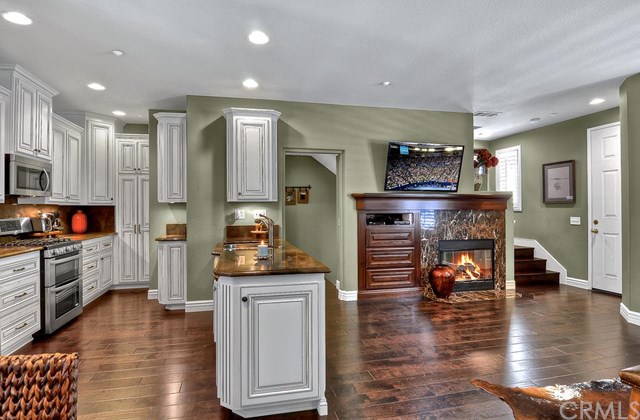 140 Hayden Way, Brea, CA 92821