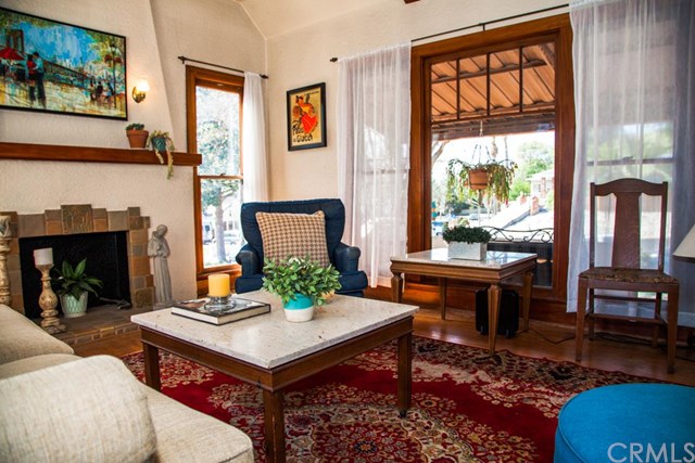 600 Golden Avenue, Fullerton, CA 92832