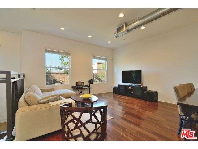 309 Metro Ct, Fullerton, United States 92832