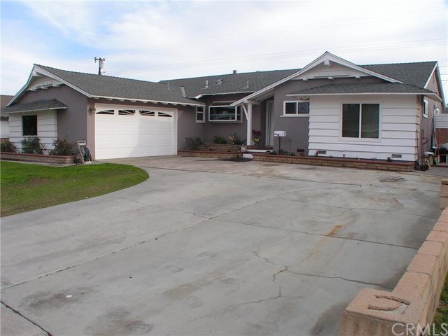 1300 West Roberta Avenue, Fullerton, CA 92833