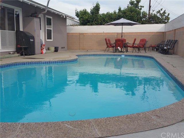 1300 West Roberta Avenue, Fullerton, CA 92833