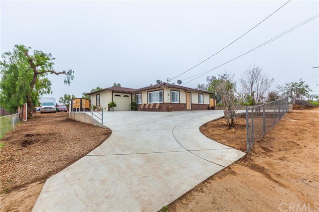 4282 Hillside Ave