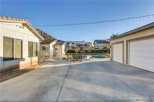 2824 Walking Horse Ranch Drive, Norco, CA 92860