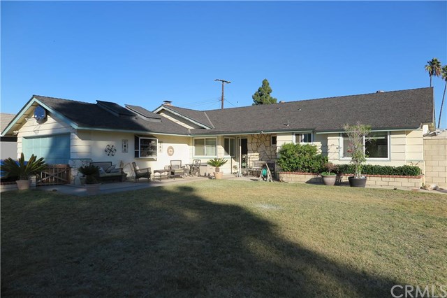 2711 N Beechwood St, Orange, United States 92865