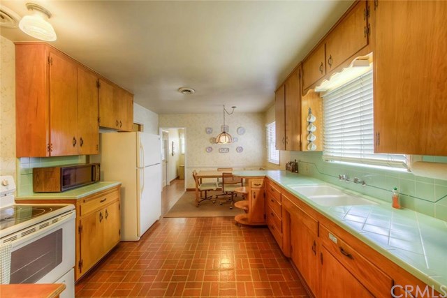 1422 East Palm Avenue, Orange, CA 92866