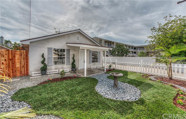 1315 West Palmyra Place West, Orange, CA 92868