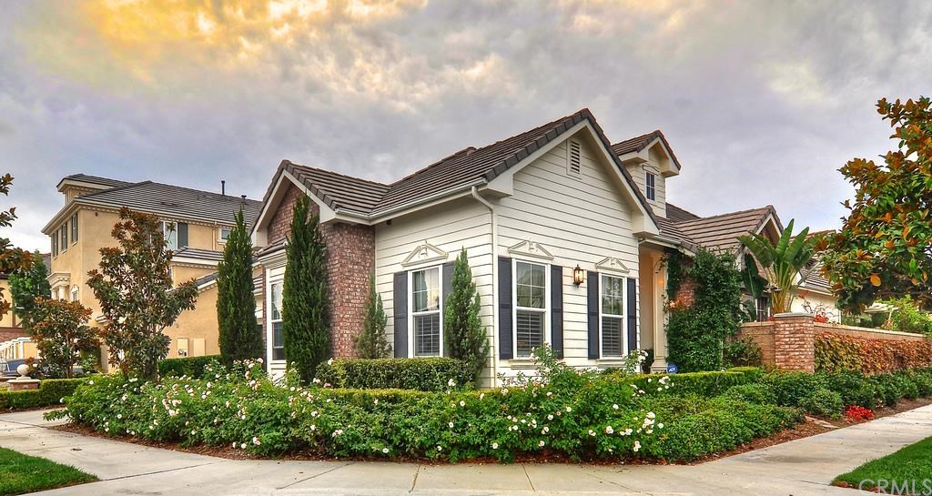 2538 E Larkstone Dr