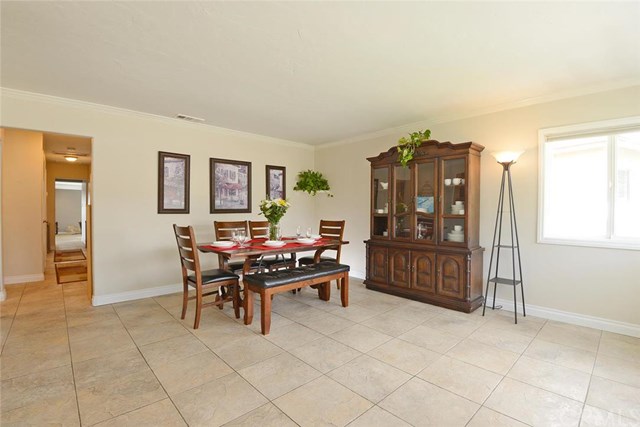 410 S James St, Orange, United States 92869