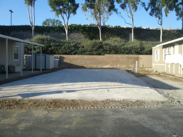 Hacienda Mobile Home Park161 E ORANGETHROPE SP #125Placentia, CA 92870