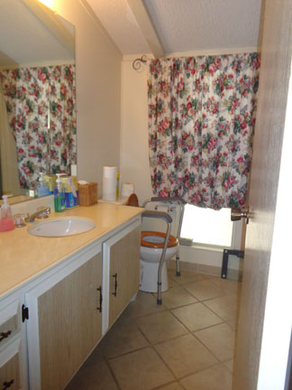 Lake Park Placentia255 LAKE PARK DR.Placentia, CA 92870