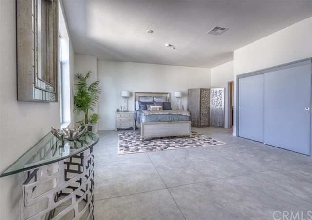 435 West Center Street, Anaheim, CA 92870