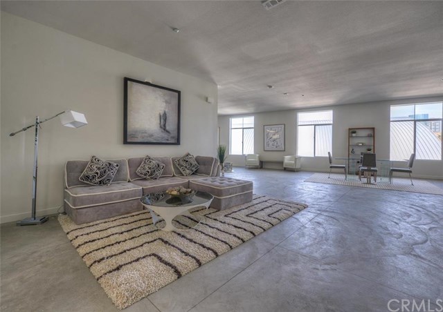 435 West Center Street, Anaheim, CA 92870