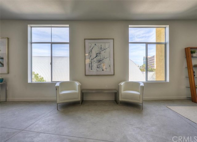 435 West Center Street, Anaheim, CA 92870