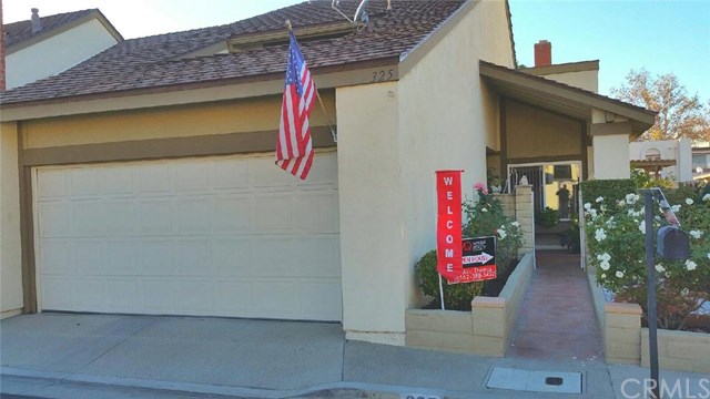 325 Los Padres Lane, Placentia, CA 92870