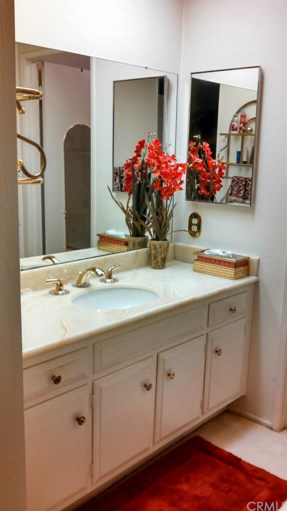 325 Los Padres Lane, Placentia, CA 92870