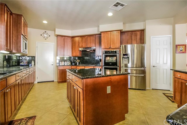 641 Jordan Court, Corona, CA 92879