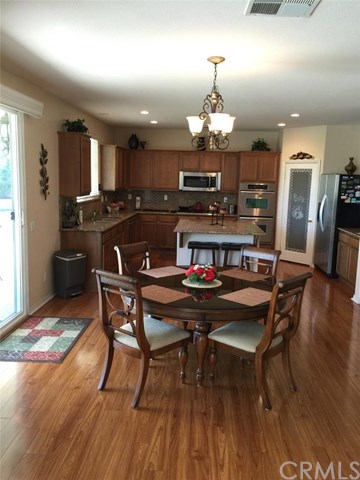 7271 Blue Crab Court, Eastvale, CA 92880