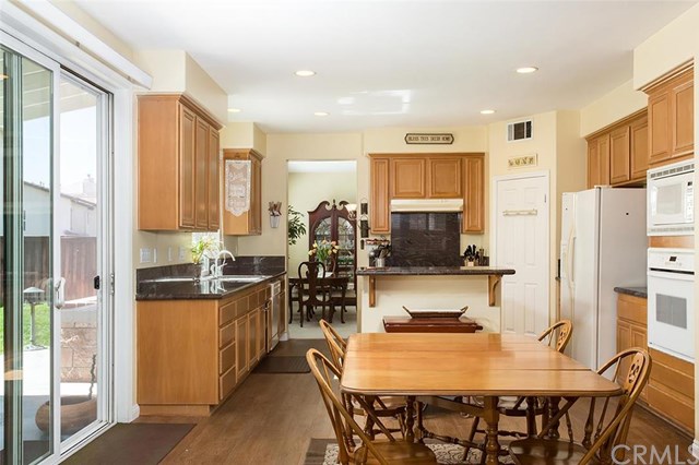 13289 Wagon Creek Way, Eastvale, CA 92880