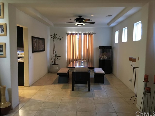 6876 Old Peak Lane, Eastvale, CA 92880