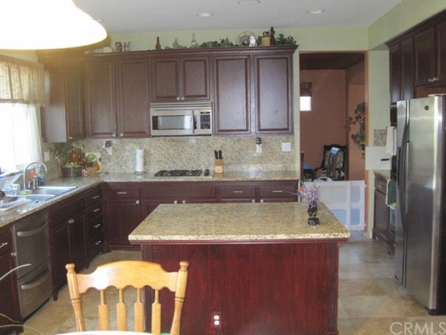 7357 Cobble Creek Drive, Corona, CA 92880