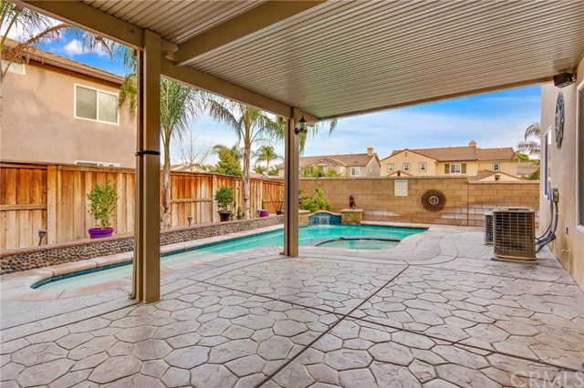 7198 Twinspur Court, Eastvale, CA 92880