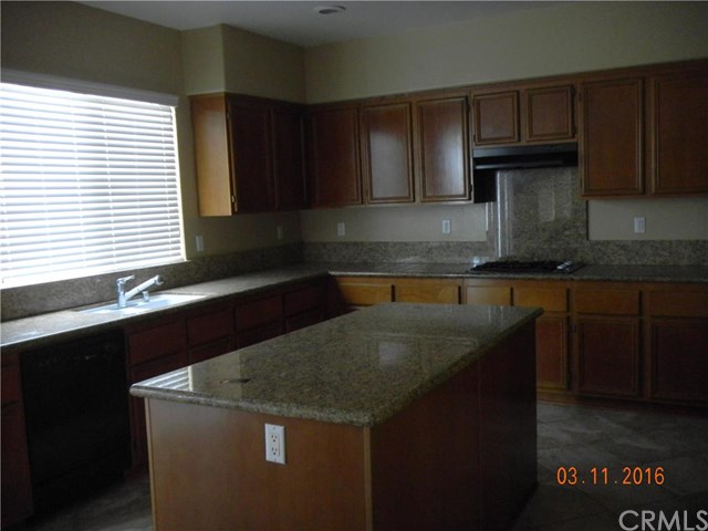 13690 Apple Moss Court, Eastvale, CA 92880