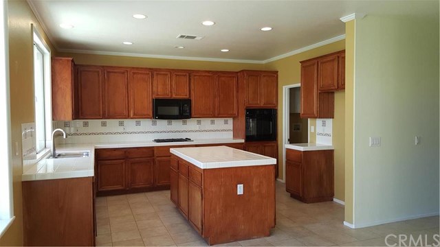 13469 Pheasant Way, Eastvale, CA 92880