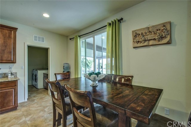 8572 Vienna Drive, Corona, CA 92880