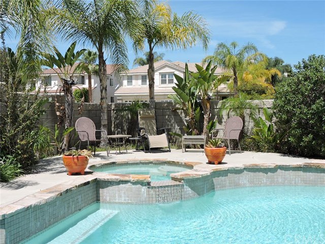 948 Hyde Park Court, Corona, CA 92881