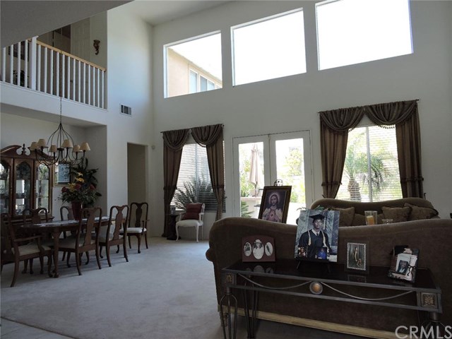 948 Hyde Park Court, Corona, CA 92881