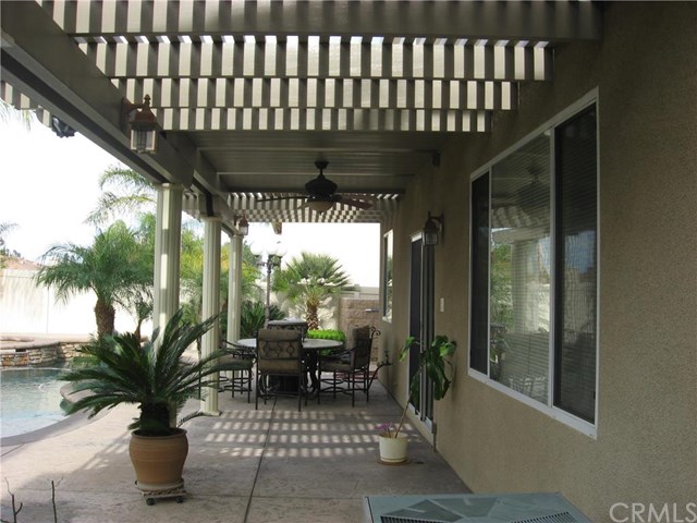 1459 Pinewood Drive, Corona, CA 92881