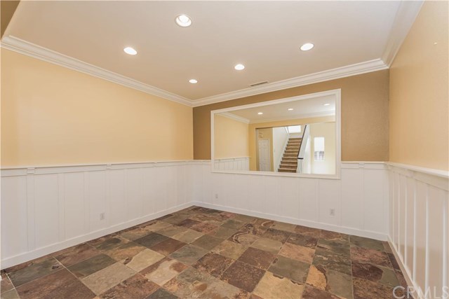 2343 Mcmackin Drive, Corona, CA 92881
