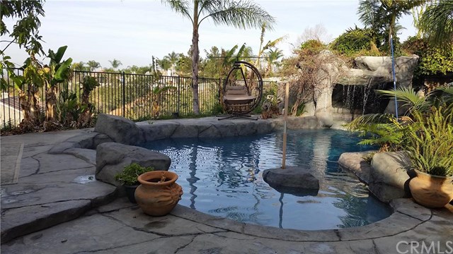 471 Selkirk Drive, Corona, CA 92881