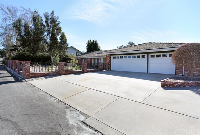 2058 Las Posas Road, Corona, CA 92882