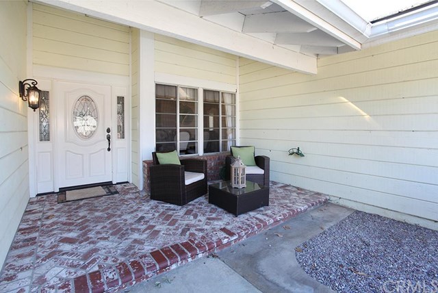 2058 Las Posas Road, Corona, CA 92882