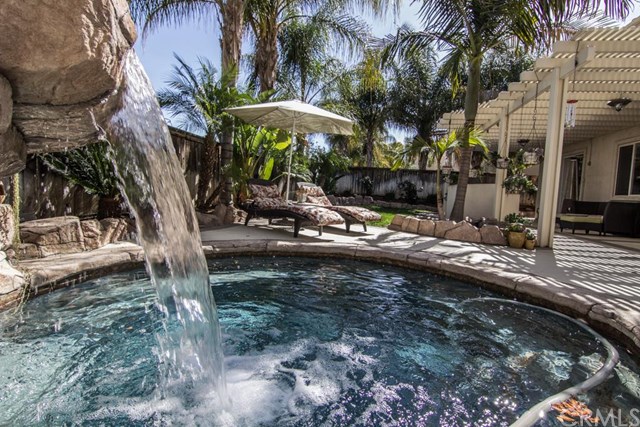925 Windy Ridge Drive, Corona, CA 92882