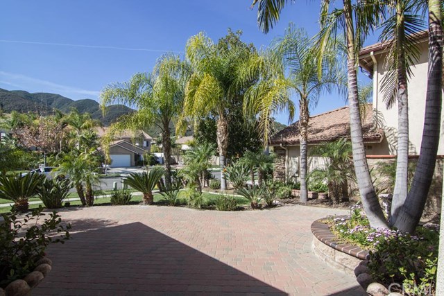 925 Windy Ridge Drive, Corona, CA 92882