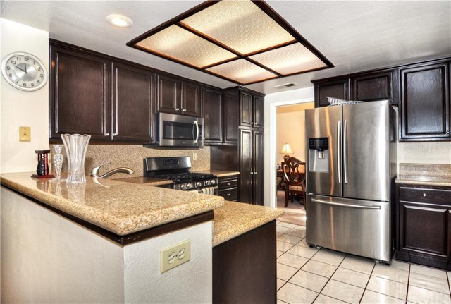768 Highland View Drive, Corona, CA 92882