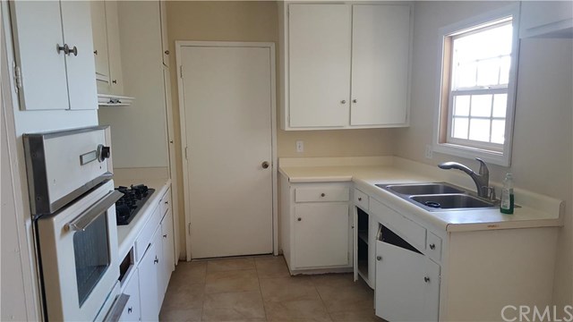 2293 Longview Drive, Corona, CA 92882