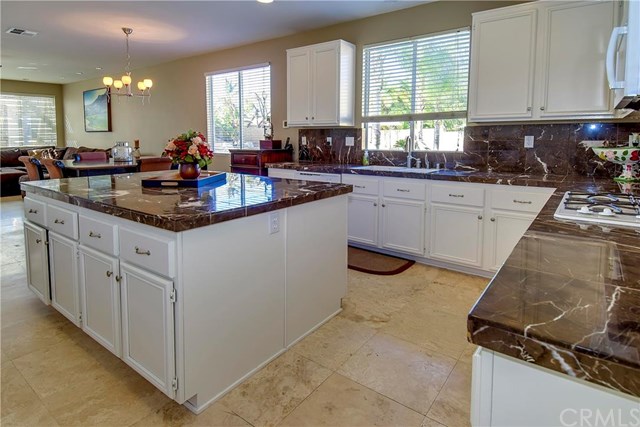 1826 Comarago Court, Corona, CA 92883
